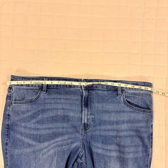 Old Navy Women's Blue High Rise Wow Loose Leg Jeans 22 Long - Picture 6 of 10